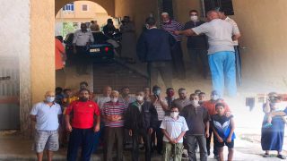 تثبيث لاقط هوائي بمجمع الخير يفجر غضب الساكنة