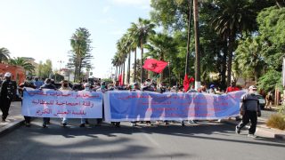 مستخدمو الحمامات التقليدية بسطات: مأساة انسانية واجتماعية هل تلقى التفاتة من المسؤولين