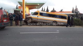 نجاة تلاميذ بأعجوبة من حادثة سير مروعة باولاد الصغير وعامل الإقليم يتفقد المصابين