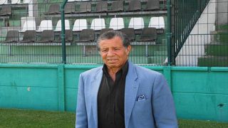 وفاة اللاعب الدولي والمدرب الاسبق للنهضة العربي شيشا عن عمر يناهز 86 سنة