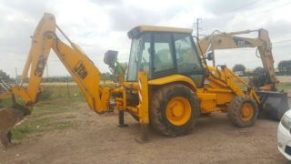 عدم وجود لوحات تعريفية لمشاريع عمومية بالبروج يزيد من غموضها…