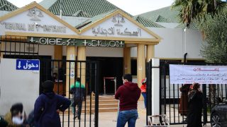 ابتدائية سطات تؤجل النظر في قضية ملف ” الجنس مقابل النقط ” الى 28 دجنبر و مطالب بحضور عميد الكلية و اساتذة اخرين ….