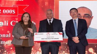 تتويج مؤسستين من جامعة الحسن الأول في مسابقة هواوي المغرب