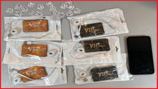 امن سطات ينجح في توقيف بائع متجول يشتبه في تورطه في قضية تتعلق بحيازة وترويج أجهزة إلكترونية مهربة تستعمل لأغراض الغش في الامتحانات المدرسية