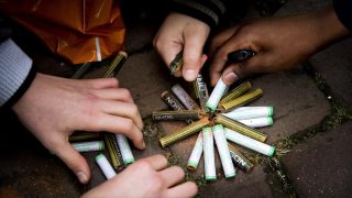 ترويج المفرقات و الشهب النارية المهربة أخطار تربك حسابات المصالح الامنية في كل ذكرى عاشوراء