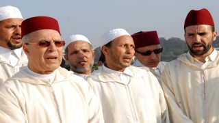 وزارة الأوقاف تعلن عن زيادات في مكافأة الأئمة والمؤذنين بالتدريج