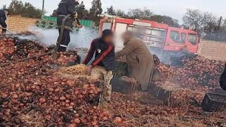 اضرام النار في شاحنة للبصل بسوق الخضر تقود شخصا للاعتقال ببرشيد