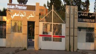 طلبة جامعة الحسن الاول يقاطعون وجبة الغذاء والعشاء بالمطعم الجامعي بسطات