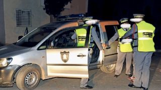 عناصر الدرك الملكي تداهم فيلا داخل المدار الحضري بسطات وتفك لغز عصابة (الفراقشية)