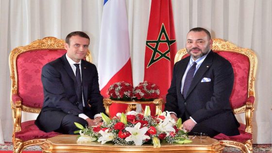 SM le Roi Mohammed VI s'entretient avec le Pr√©sident de la R√©publique Fran√ßaise, SEM. Emmanuel Macron