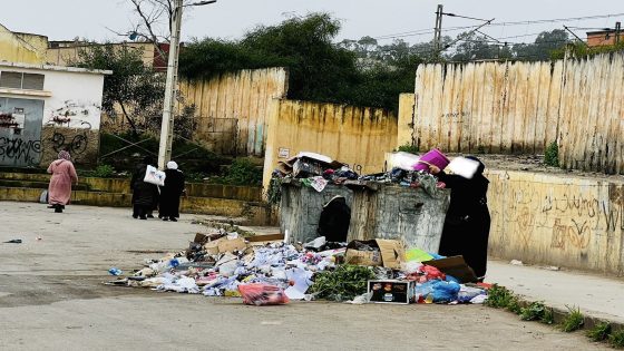 فضيحة بيئية.. الأزبال تغرق الأحياء وصمت الشركة يفاقم غضب الساكنة