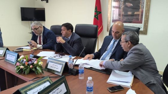 لأول مرة.. طرق الإقليم تُمرَّر بهدوء.. ماذا يقع داخل المجلس الإقليمي لسطات؟