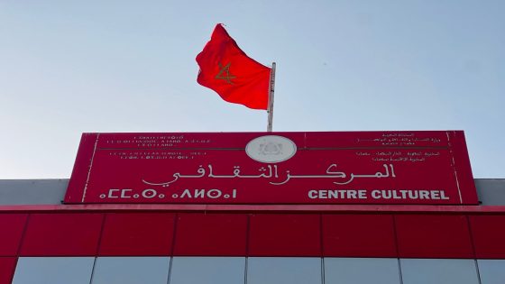 المركز الثقافي بسطات.. فضاء متألق تُقابله اختلالات تقنية تؤثر على جودة العروض