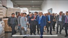 بحضور السفير الكوري و عامل الإقليم.. مجموعة SEOIL Corporation الكورية تدشن أول مصنع لها بإفريقيا انطلاقاً من سطات